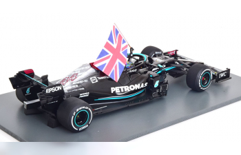 MERCEDES-BENZ AMG F1 W12 E Performance EQ POWER+TEAM AMG PETRONAS MOTORSPORT FORMULA ONE № 44 WINNER BRITISH SILVERSTONE GP (WITH FLAG) LEWIS HAMILTON (2021)