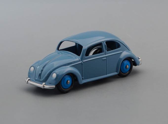 VOLKSWAGEN Beetle, blue