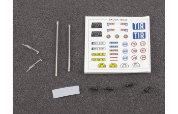 Сборная модель SKODA 100.05 бортовой с тентом