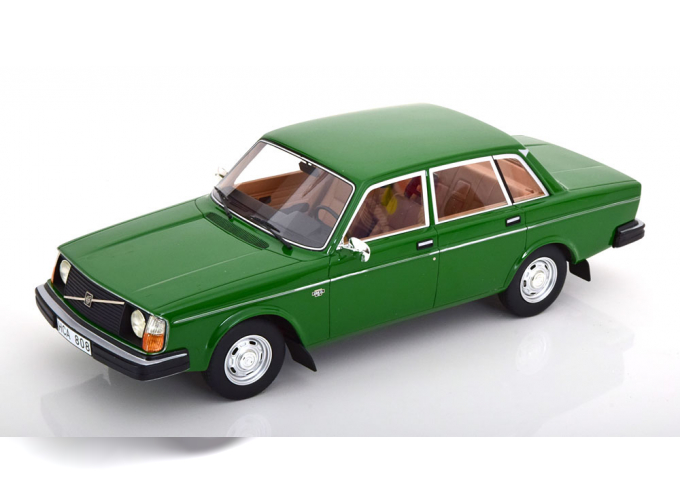 VOLVO 244DL Saloon (1975), green