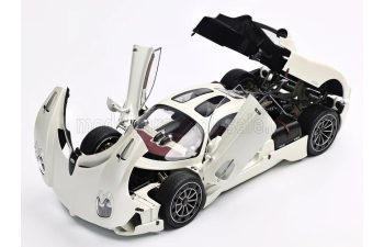 PAGANI Utopia (2022), white