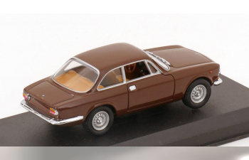 ALFA ROMEO Giulia 1300 Junior Coupe (1969), brown