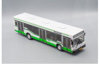 Минский-103 (г. Москва, маршрут 747), белый / зеленый