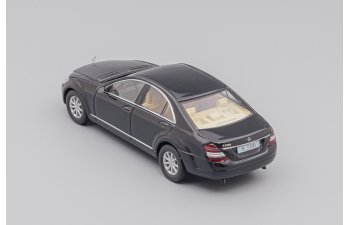 MERCEDES-BENZ S 500 (2005), Mercedes-Benz Offizielle Modell-Sammlung 50, black