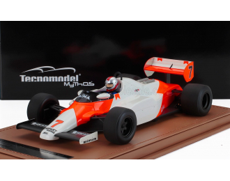 McLAREN F1 Mp4/1c №7 Winner Usa Long Beach Gp (with Pilot Figure) (1983) John Watson, White Red