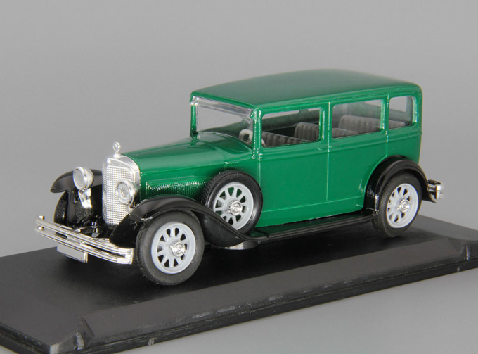 MERCEDES-BENZ Limousine "Nurburg" (1929), green