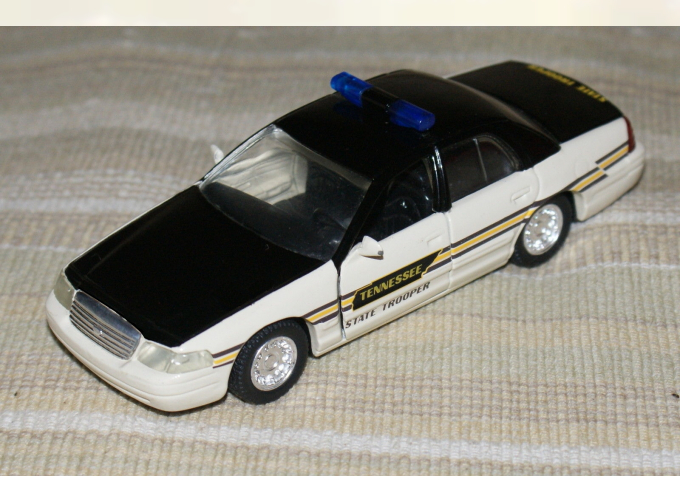 FORD Crown Victoria (1998) Tennessee State Trooper, черный