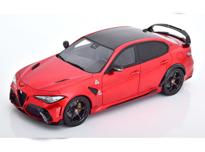 ALFA ROMEO Giulia GTAm (2020), red metallic black