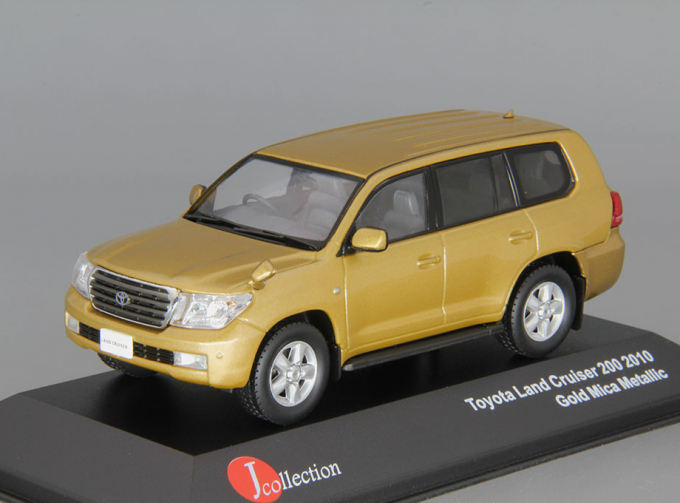 TOYOTA Land Cruiser 200 (2010), gold mica