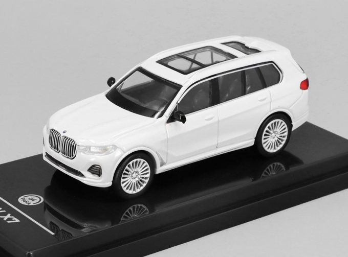 BMW X7 LHD (2018), white