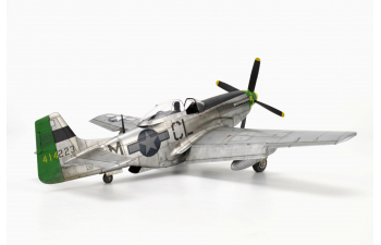 Сборная модель P-51D-10 Mustang Weekend edition