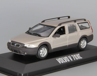 VOLVO V70 XC (2000), brown metallic