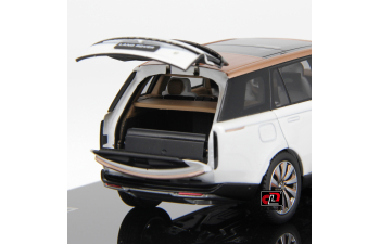LAND ROVER Range Rover Sv Serenity 2023, white