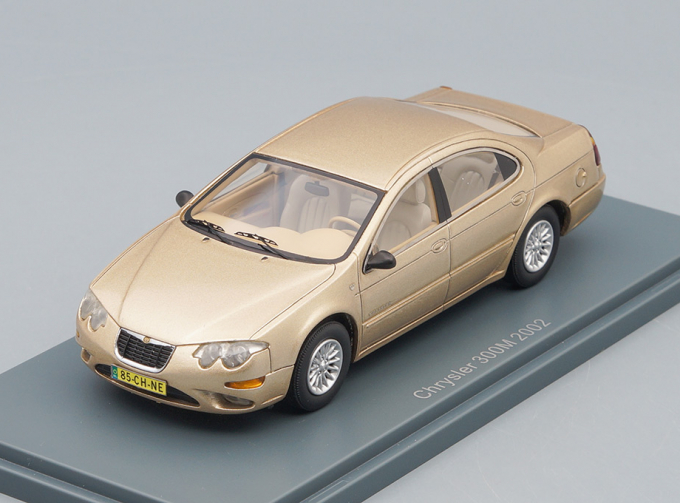 CHRYSLER 300M (2002), metallic beige