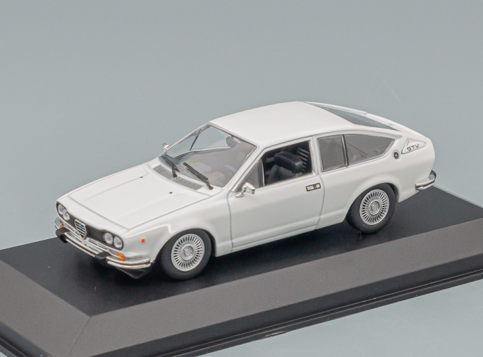 ALFA ROMEO Alfetta Gtv Coupe (1976), White