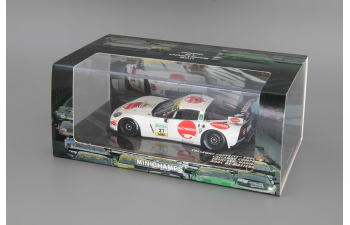 CORVETTE Z06R GT3 Callaway ADAC GT Masters (2011), white