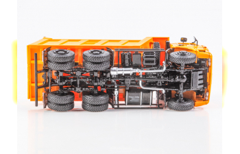 Камский грузовик 6522 самосвал, оранжевый