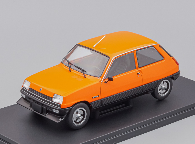 RENAULT 5 Mirage S (1979), orange / black