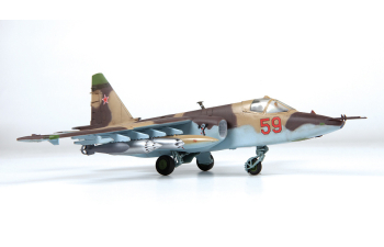Сборная модель Советский штурмовик Су-25