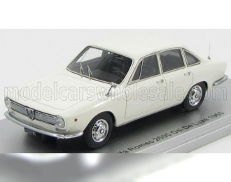 ALFA ROMEO Osi 2600 De Luxe (1965), white