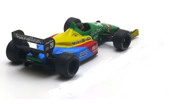 BENETTON Ford B188, Boutsen (1988)