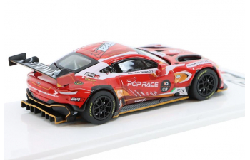 ASTON MARTIN GT3 с фигуркой Asuka