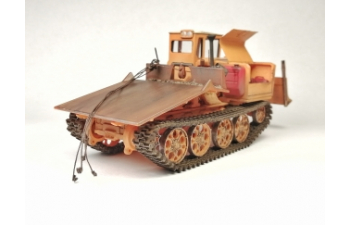 Трактор ТДТ-55а оранжевый со следами эксплуатации