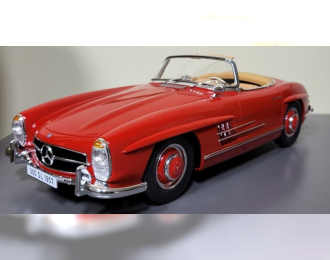 MERCEDES-BENZ 300 SL Roadster, red