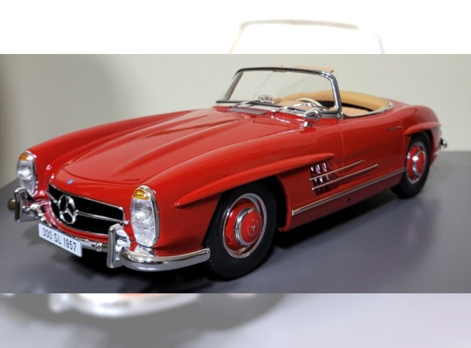 MERCEDES-BENZ 300 SL Roadster, red