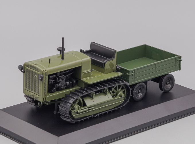 Сталинец 65 Артиллерийский тягач, Тракторы Спецвыпуск, хаки
