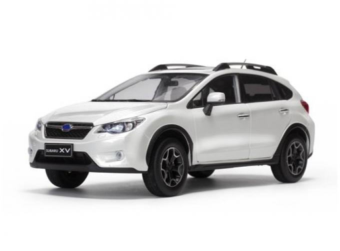 Subaru XV 2014 белый перламутр