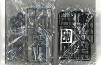 Сборная модель Toyota LN106 Hilux Longbed Street Custom '94