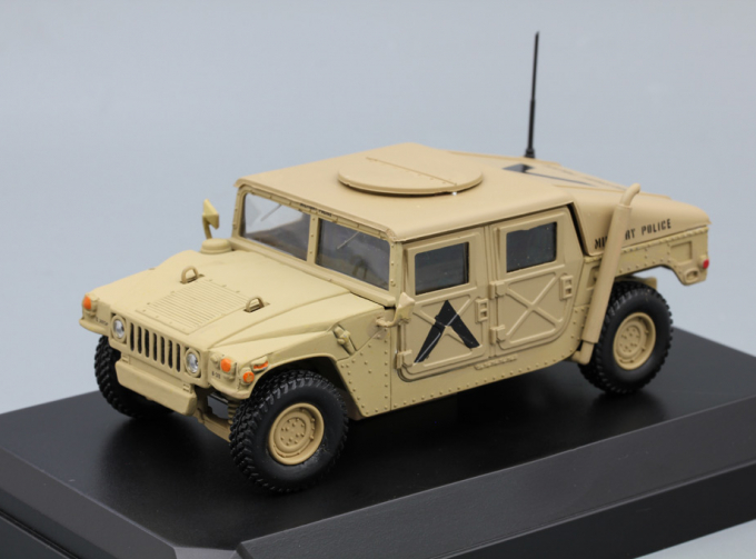 HUMMER H1 Closed Command Army USA "Desert Storm" 1991