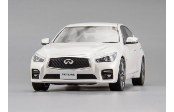 INFINITI Skyline Q50, white