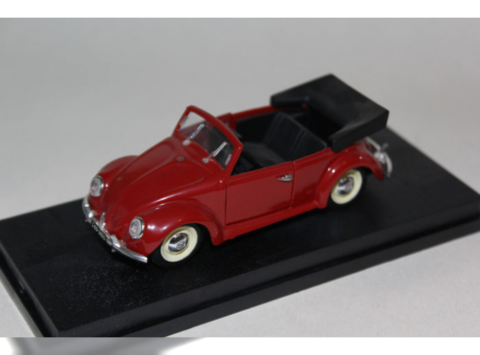 VOLKSWAGEN Kafer Cabriolet (1949), red