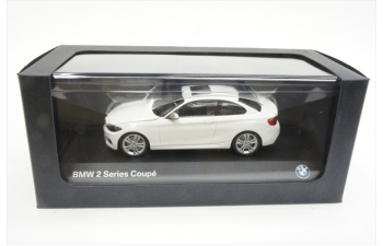 BMW 2er Coupe F22 (2014), alpine white