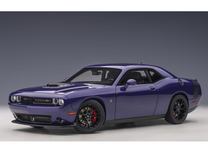 Dodge Challenger 392 Hemi Scat Pack Shaker 2018 фиолетовый