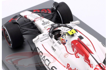 RED BULL RB21 #22 12th Japan GP (Suzuka) Formula 1 Yuki Tsunoda (2025)