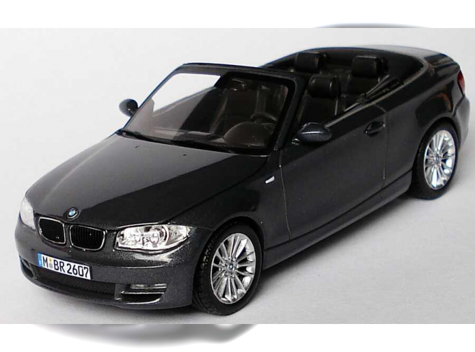 BMW 1er Cabrio E88 (2008), sparkling graphite met.