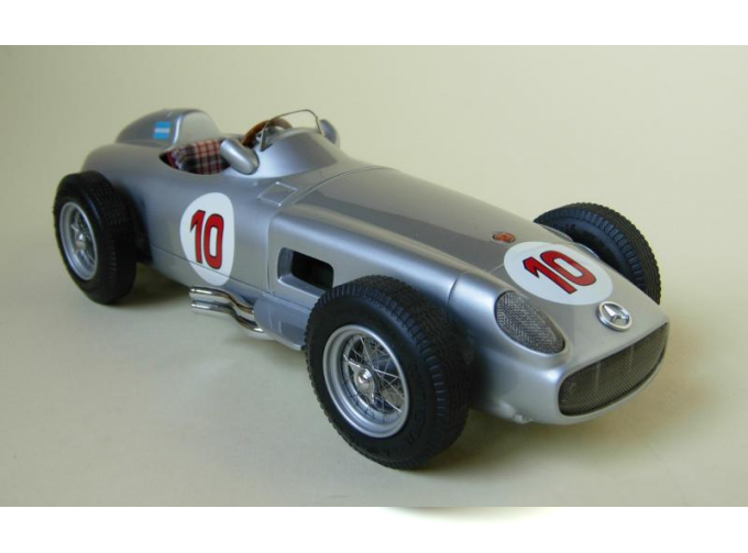 MERCEDES-BENZ W196 No 10 World Champion, Fangio (1954)