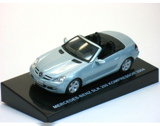MERCEDES-BENZ SLK 200 Kompressor (2004), light blue