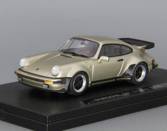 PORSCHE 911 Turbo (1979), gold