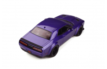 Dodge Challenger R/T Scat Pack Widebody (plum crazy)