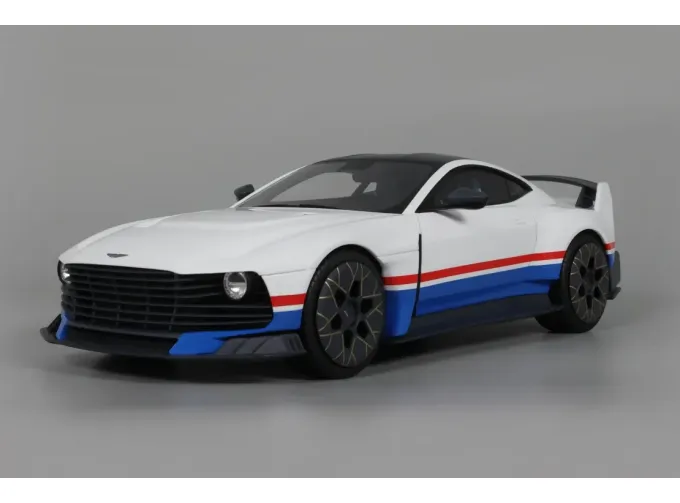 ASTON MARTIN Valiant *Resin serie* (2024), zenith white
