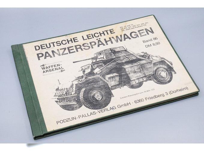 Репринт-альбом Deutsche Leichte Panzerspahwagen