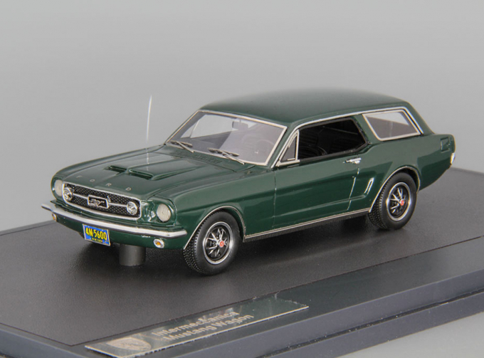 FORD Mustang Wagon Intermeccanica (1965), green metallic