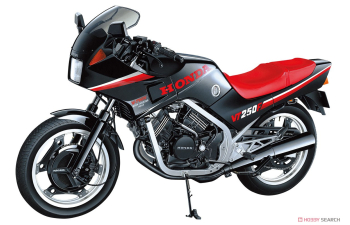 Сборная модель Honda MC08 VT250F (1984)