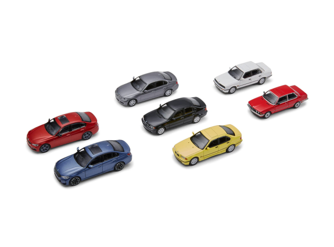 Набор из 7 моделей BMW 3 Collection 50 Years - 7 поколении  - E21 1975 - E30 1982 - E36 1990 - E46 1997 - E90 2005 - F30 2011 - G20 2018