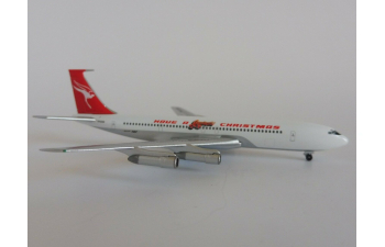 Boeing 707-300C Qantas Have a Qantastic Christmas