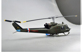 Bell UH-1C Huey Display Model US Army 57th Aviation Co Cougars, October 1970